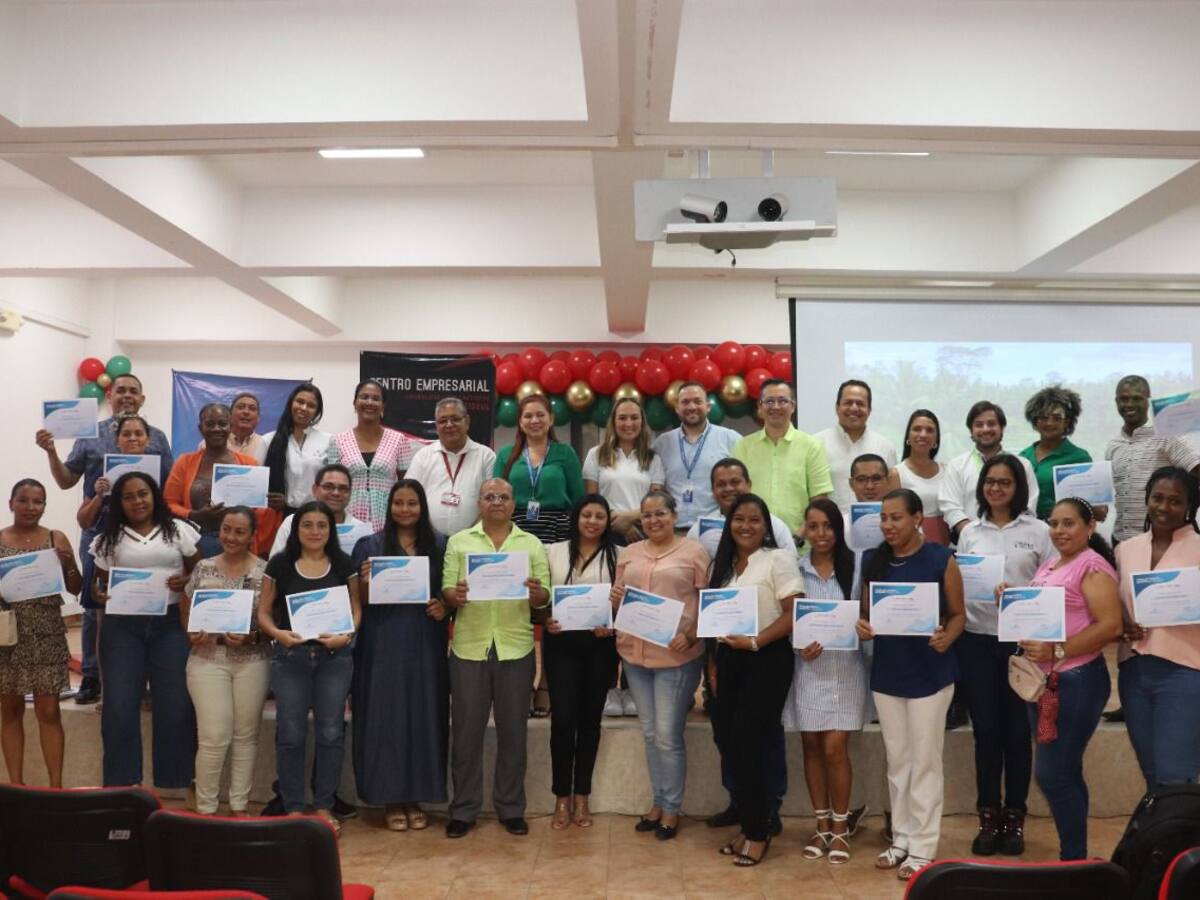 Cámara de Comercio de Cartagena estrecha lazos con comerciantes minoristas
