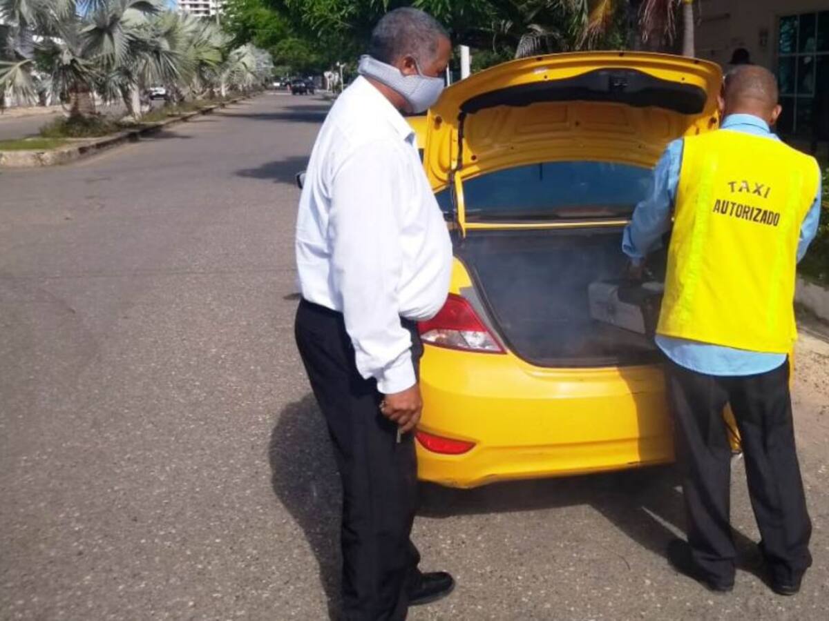 Reapertura mejora demanda en servicios de taxis de Cartagena