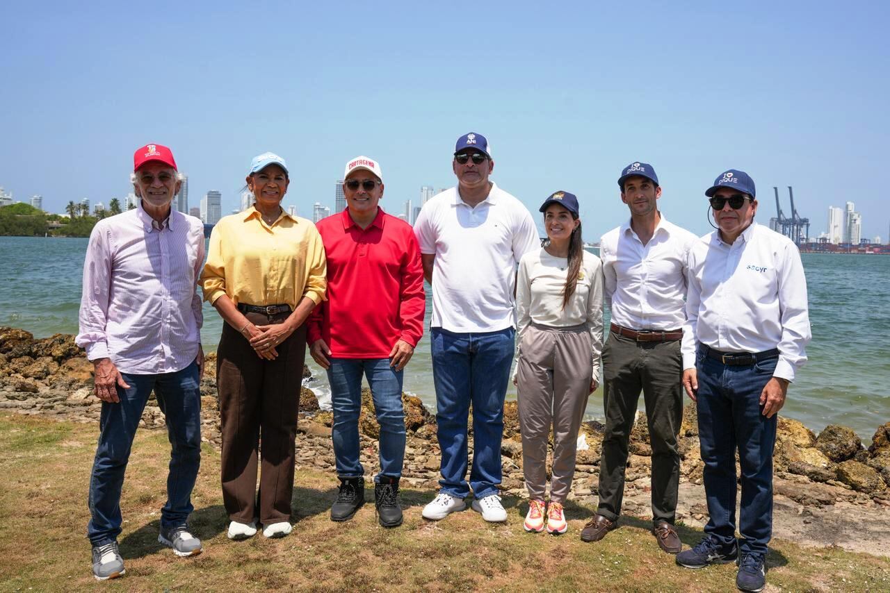 Hoy el Canal del Dique, entre el municipio de Calamar (Bolívar) y la Bahíade Cartagena, cuenta con un operador concesionado que ha garantizado
el tránsito de más de 3.5001 embarcaciones mayores