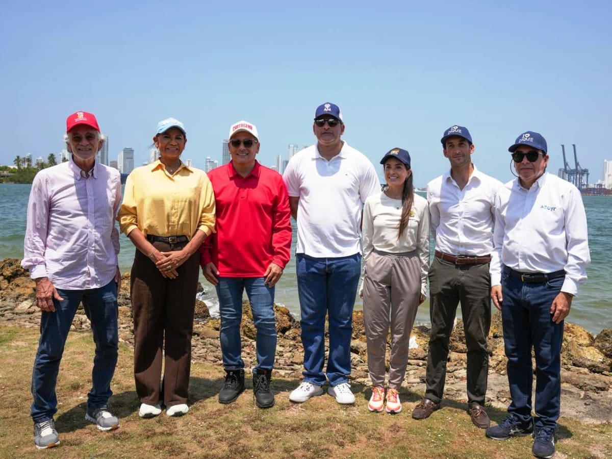 Autoridades de los dptos. de Sucre, Bolívar y Atlántico visitan la operación del Canal del Dique