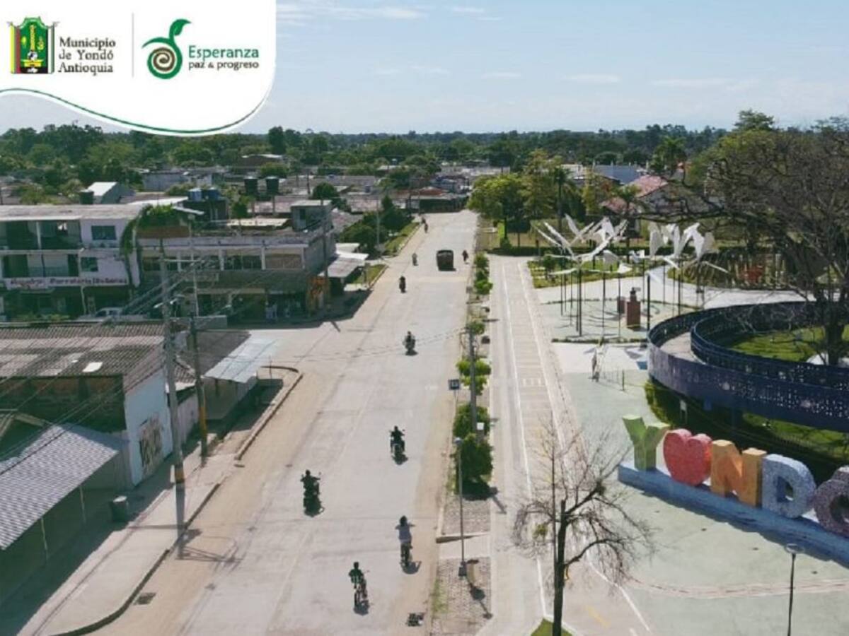 Una menor que estaba desaparecida fue hallada abusada y amarrada a un árbol