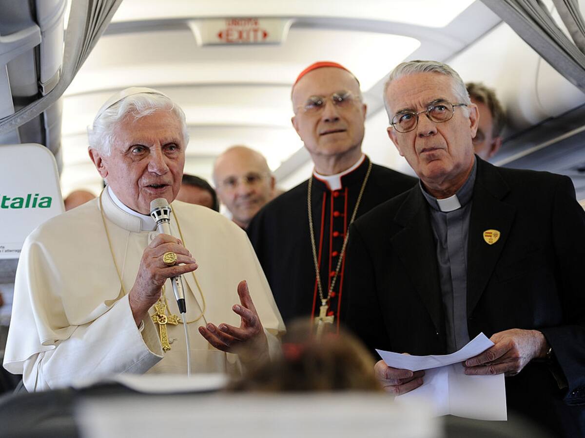 Federico Lombardi: Benedicto XVI fue un intelectual discreto y tímido