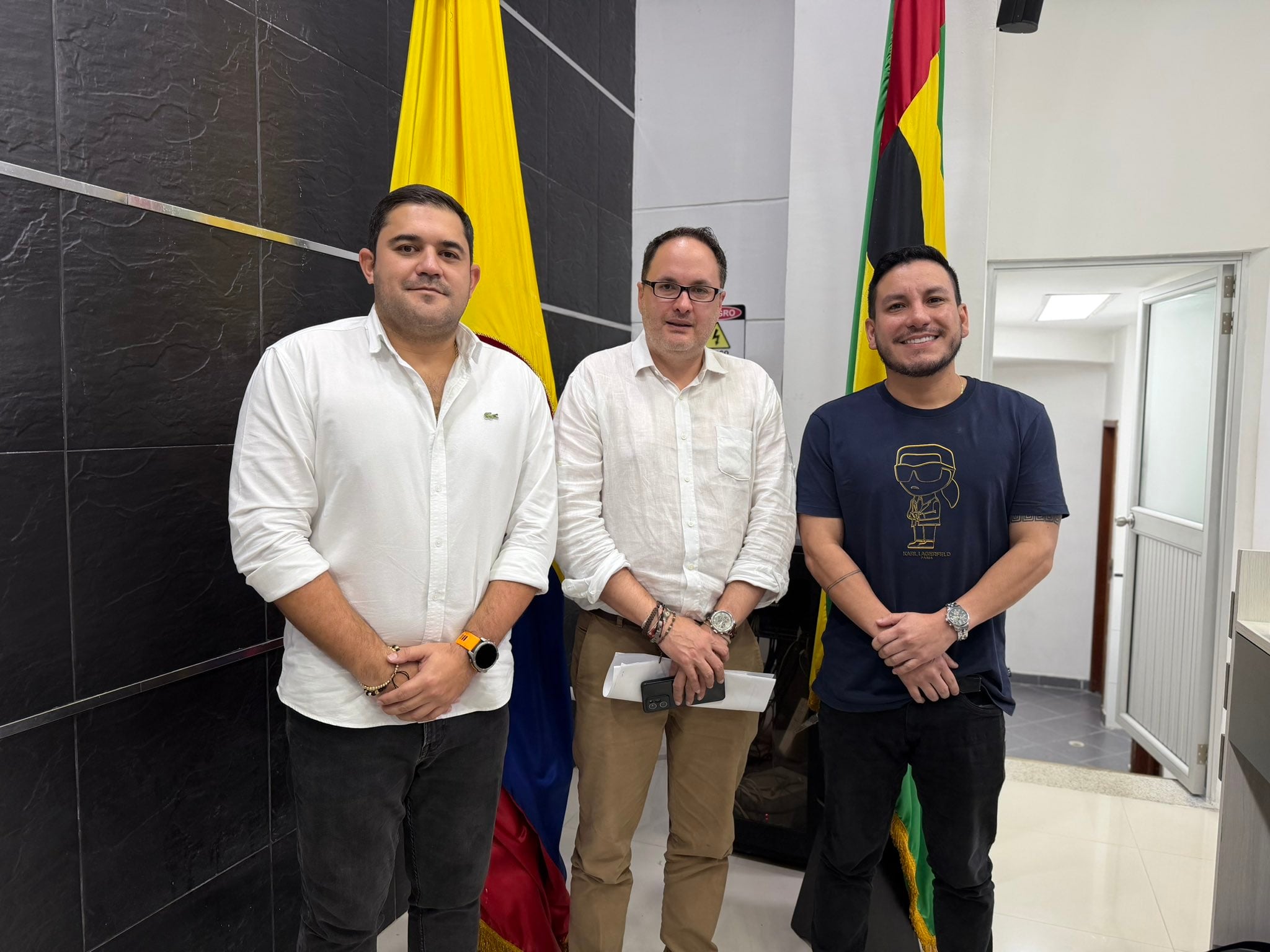 Jaime García tomó posesión como gobernador de Santander ad hoc. Foto: Asamblea de Santander