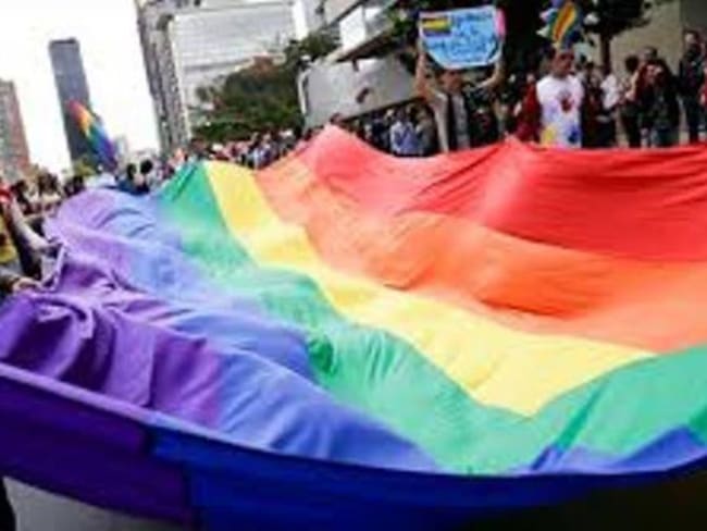 La comunidad LGTBI de Pereira se une.
