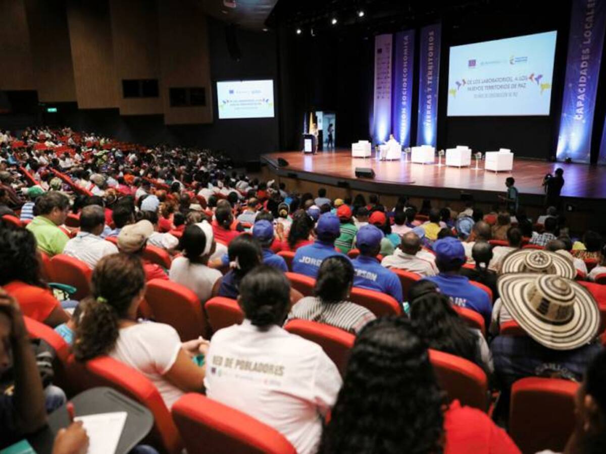 Clausuran en Cartagena “Laboratorios a los Nuevos Territorios: 20 Años de Construcción de Paz”
