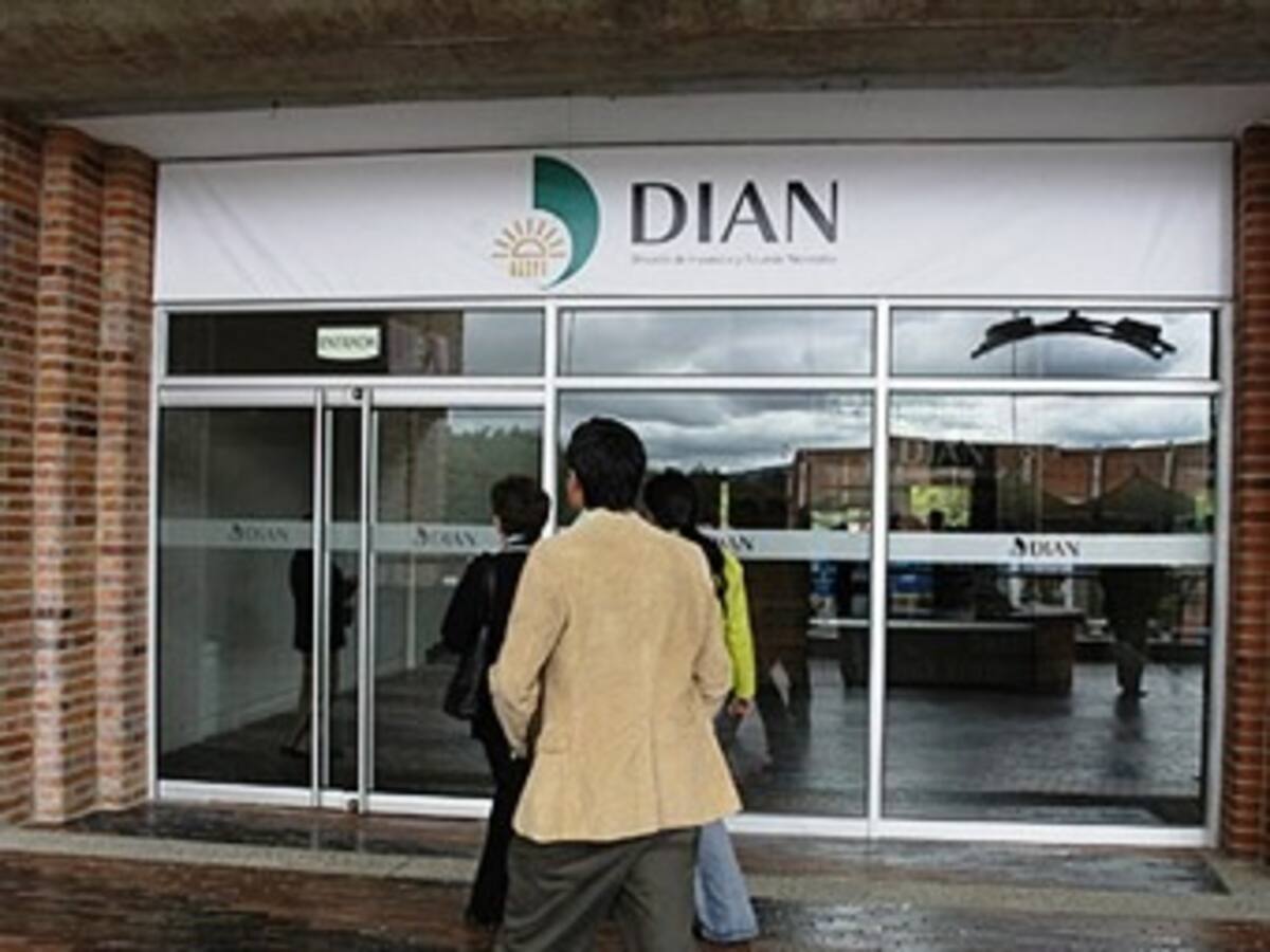 Procuraduría apela condena contra esposo de la “cerebro” del desfalco a la DIAN
