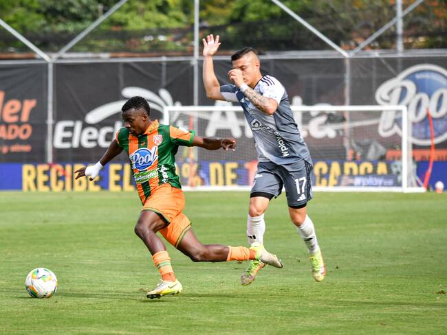 Envigado vs. Junior por la fecha 6 de la Liga Colombiana / Colprensa