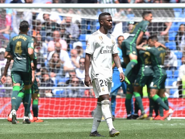 Real Madrid despide la temporada con derrota en casa