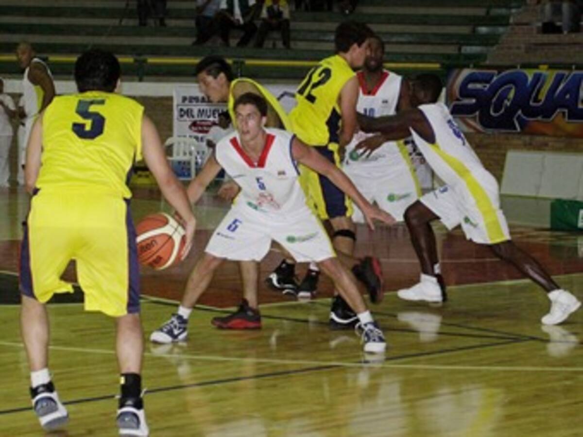 Colombia y Chile ganadores en cuadrangular de Baloncesto en Pitalito