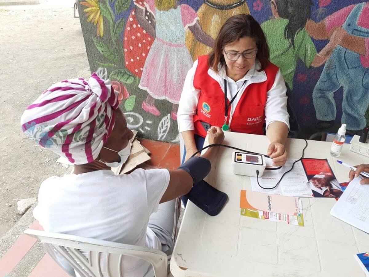 Dadis se une a conmemoración del Día Internacional de la Hipertensión