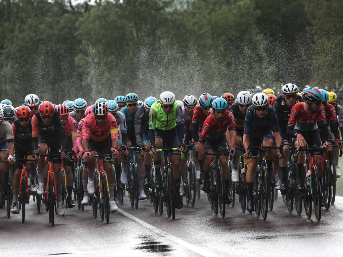 🔴 EN VIVO Tour de Francia HOY sábado Etapa 8: minuto a minuto de Bernal y más colombianos
