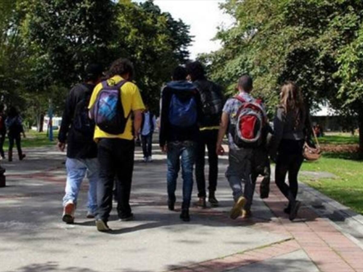 Gobierno subsidiará a empresas que contraten a los recién egresados