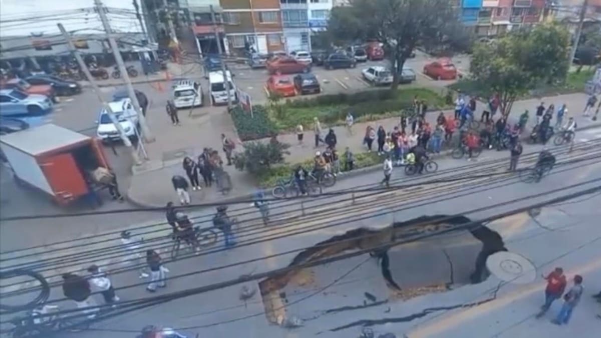 Activan monitoreo permanente tras colapso vial por tubería en Suba