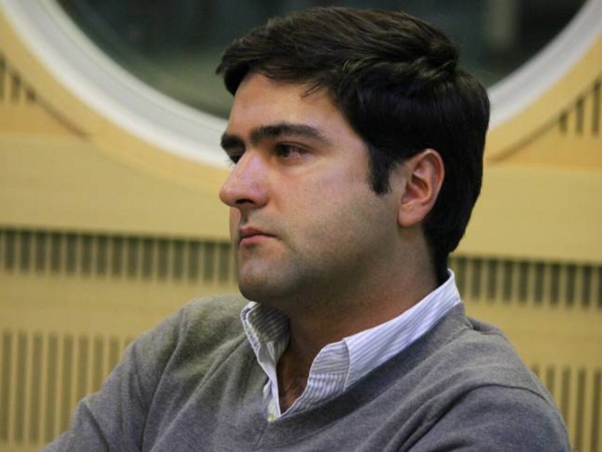 Maduro deja pasar la cocaína, pero ataca el contrabando: Hoyos