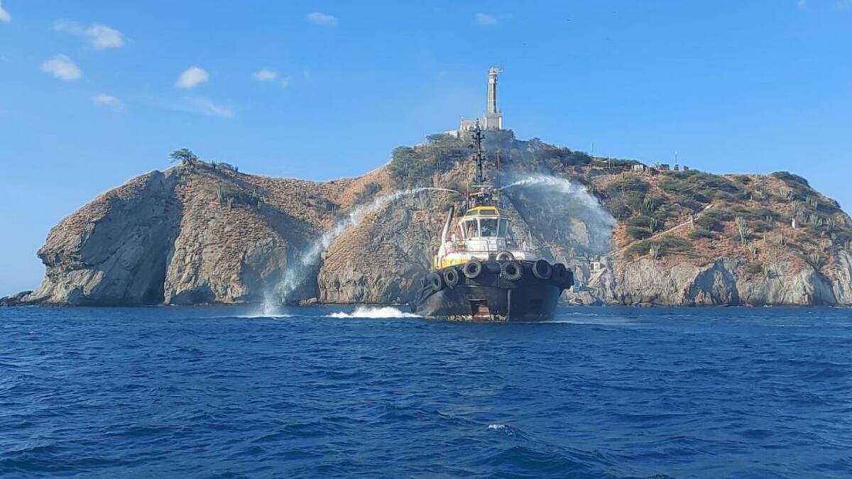 Ardió el morro de la Bahía tras presentarse un incendio forestal