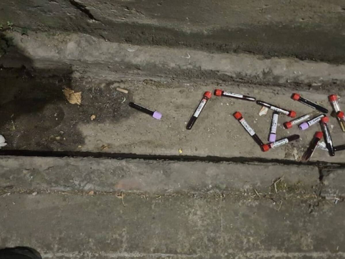 Hallan muestras de sangre abandonadas en un anden en el occidente de Bogotá