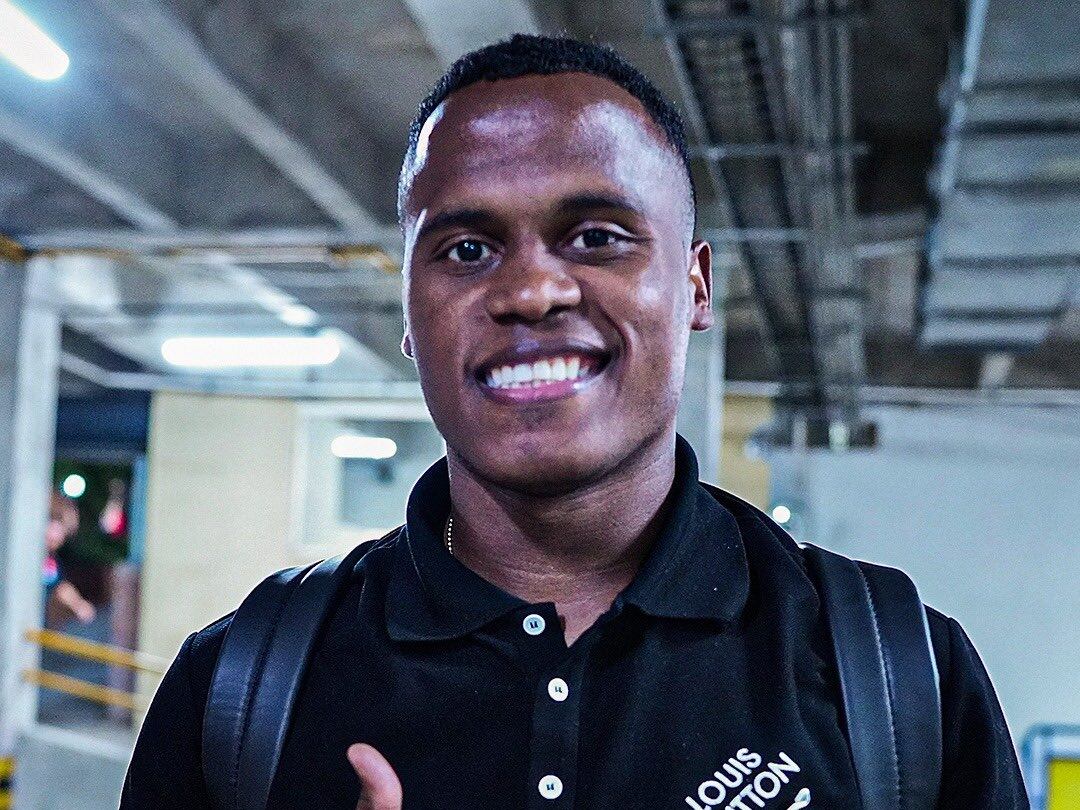 Jhon Arias en su llegada a la concentración de la Selección Colombia / FCF.