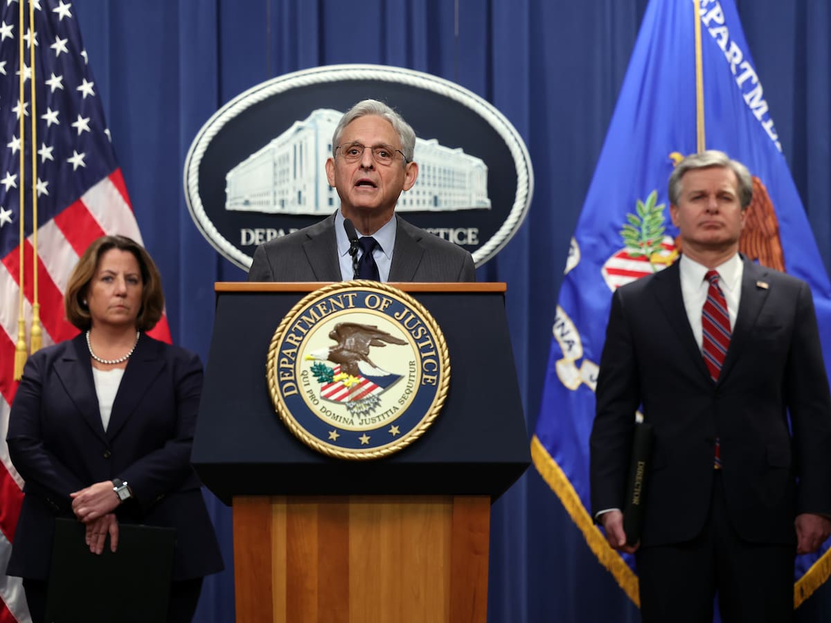 EE.UU. acusa a ciudadanos chinos de planear robar información y reclutar espías