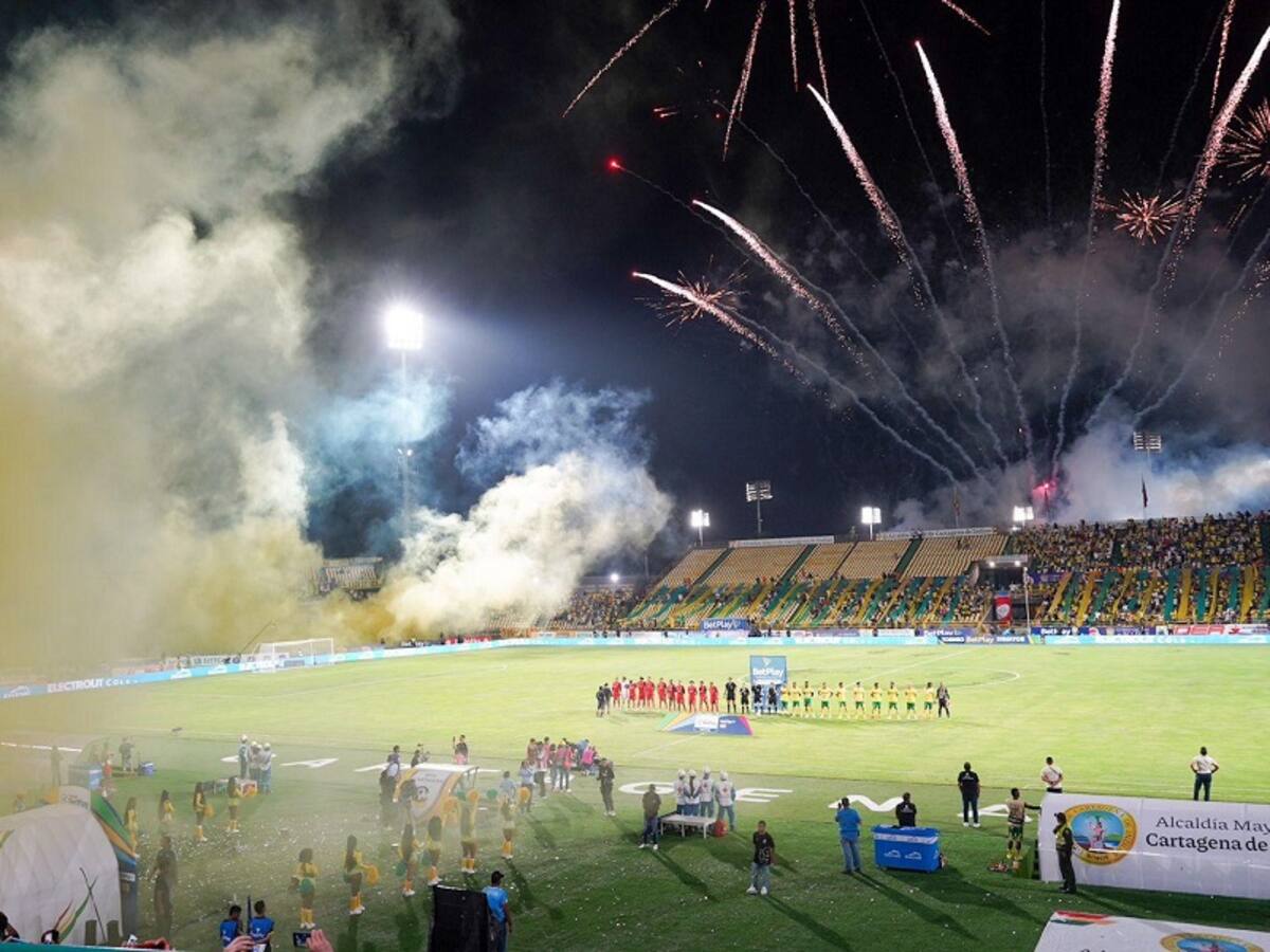 Con inversión de 4.500 millones la Gobernación entregó nuevas luminarias del Jaime Morón