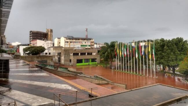Día frío y lluvioso en la ciudad de Armenia