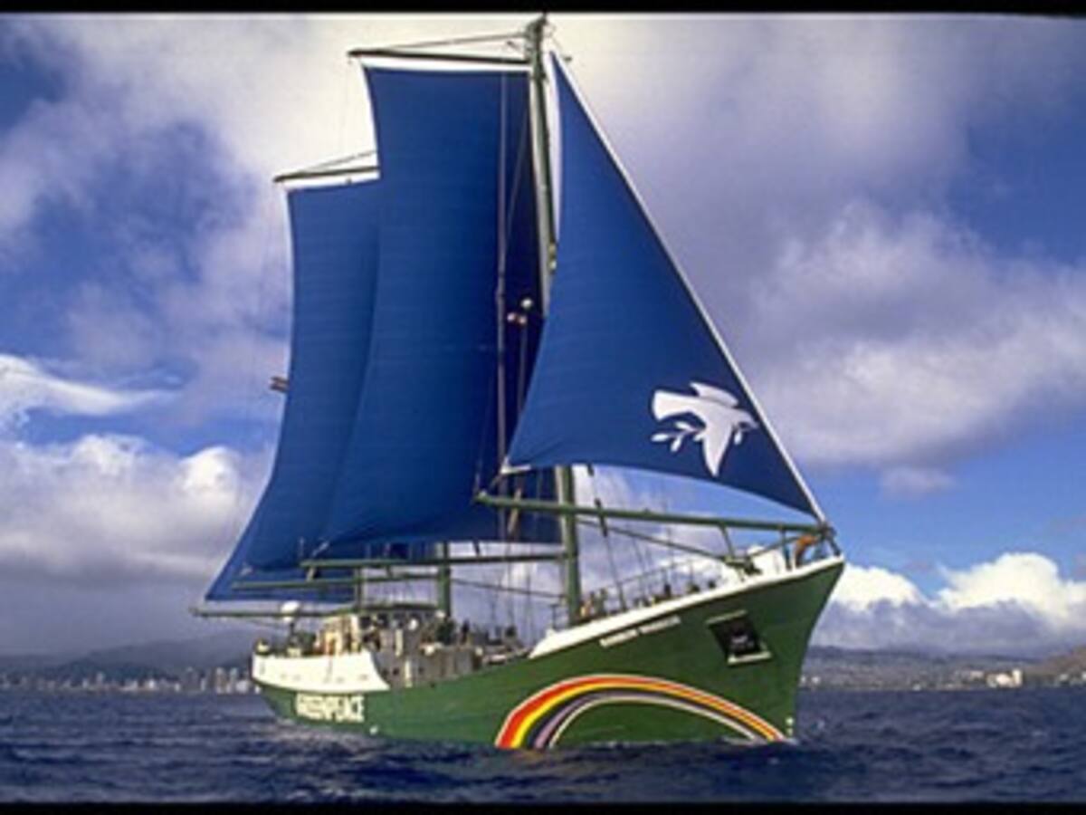 Greenpeace estrena barco sostenible en su 40 aniversario