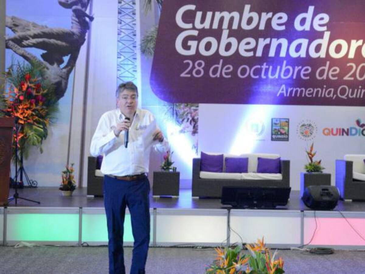 Vamos a estudiar las nuevas propuestas de los gobernadores en la reforma: Ministro Hacienda