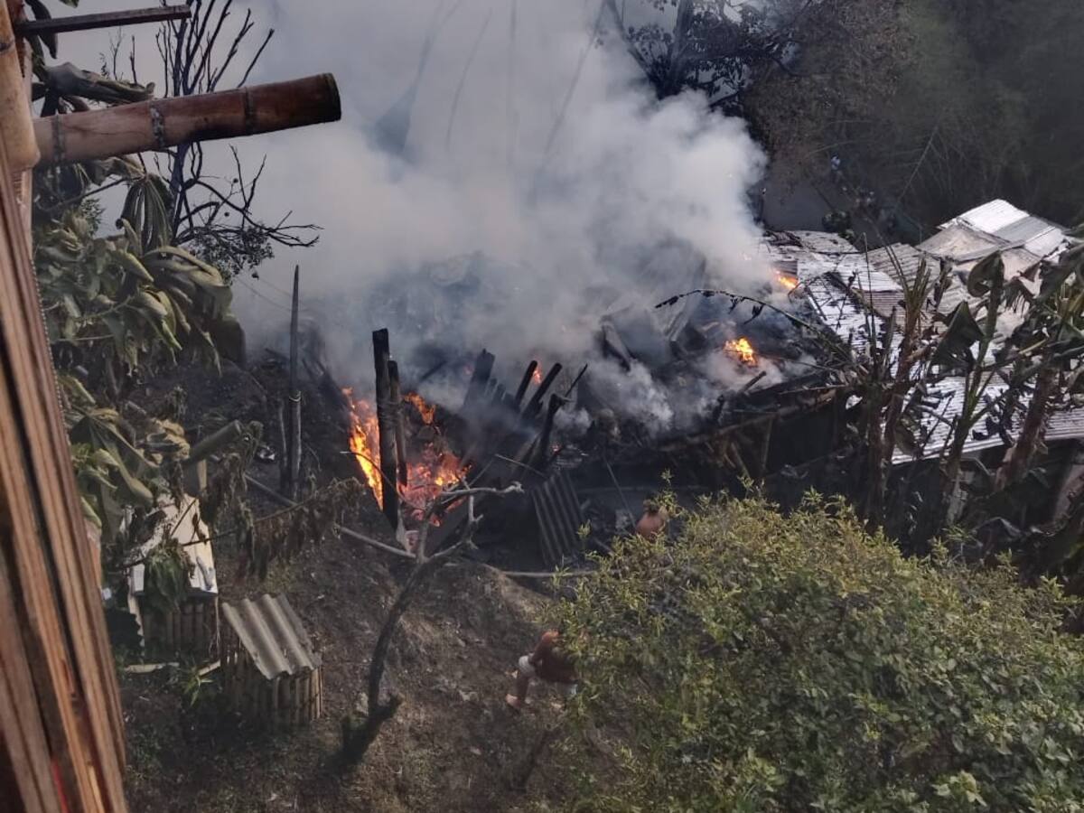 Riña familiar habría originado incendio en Armenia que dejó cinco familias damnificadas