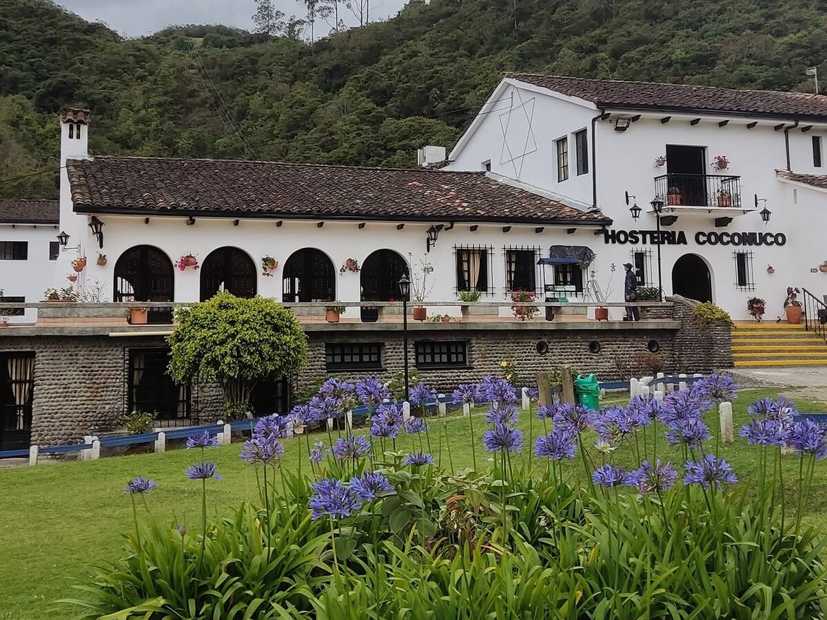 Bloqueos en la vía Panamericana generan el cierre de dos importantes hoteles en Cauca