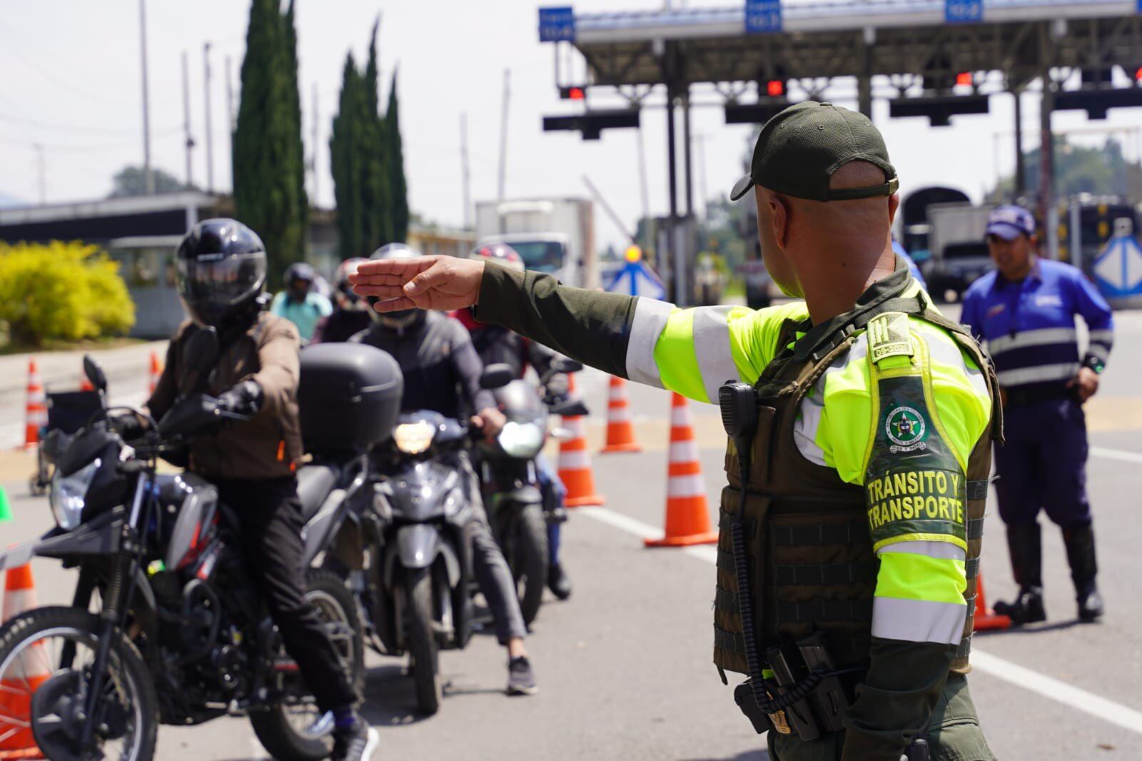 Plan retorno puente de la Ascensión. Foto: Tomada de la cuenta de X del gobernador Jorge Emilio Rey.