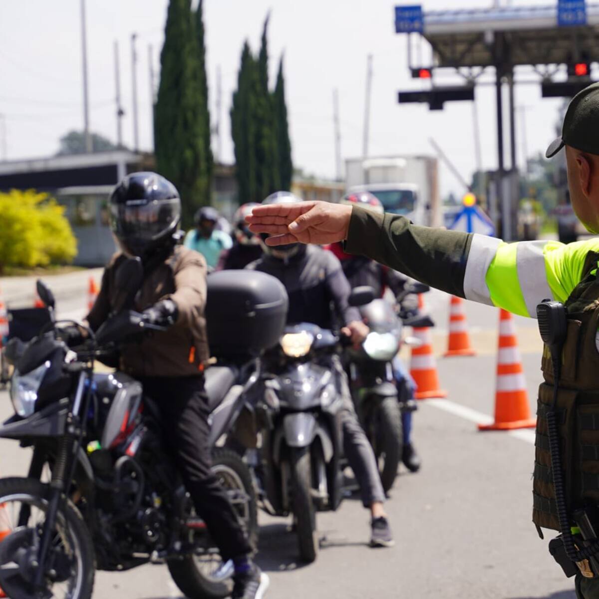 EN VIVO 🔴 | Plan retorno HOY Domingo Santo 2026 Colombia: estado de las vías, cierres y más