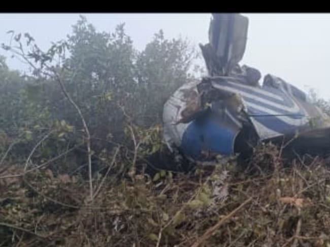 “Tenía mucha carga operacional”: Hermano del piloto de Satena pide detalles del accidente aéreo