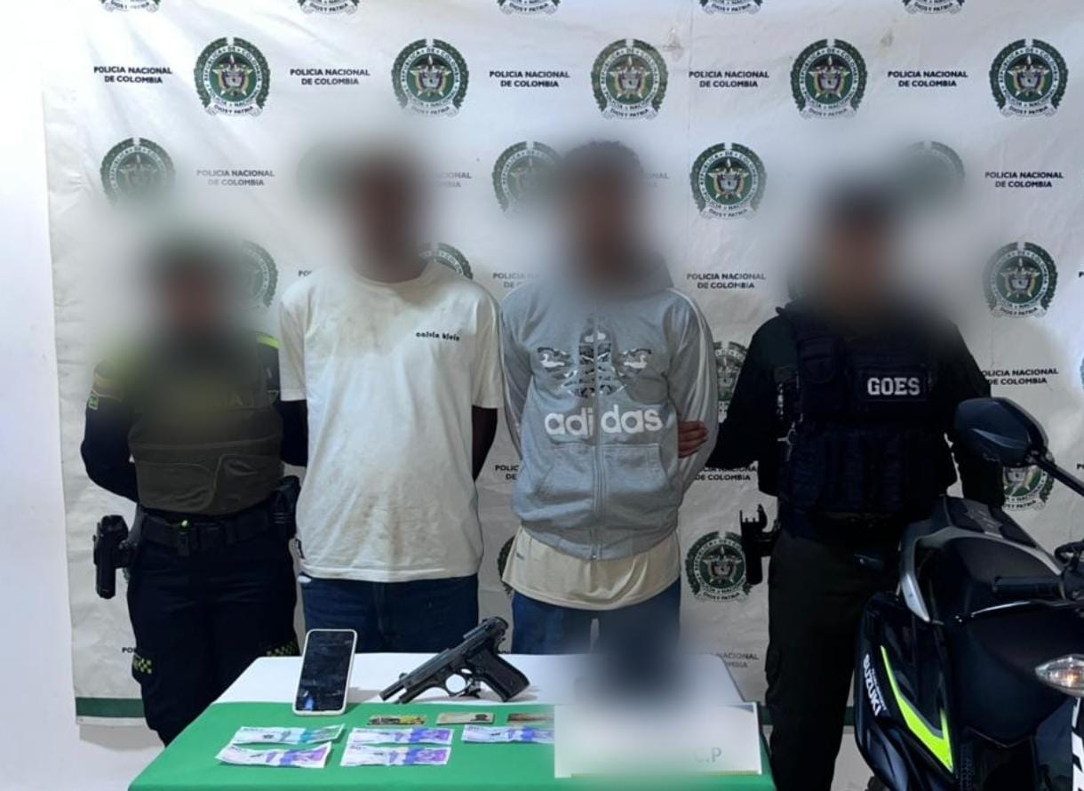 Presuntos sicarios de las Autodefensa Gaitanista de Colombia. // Policía de Bolívar