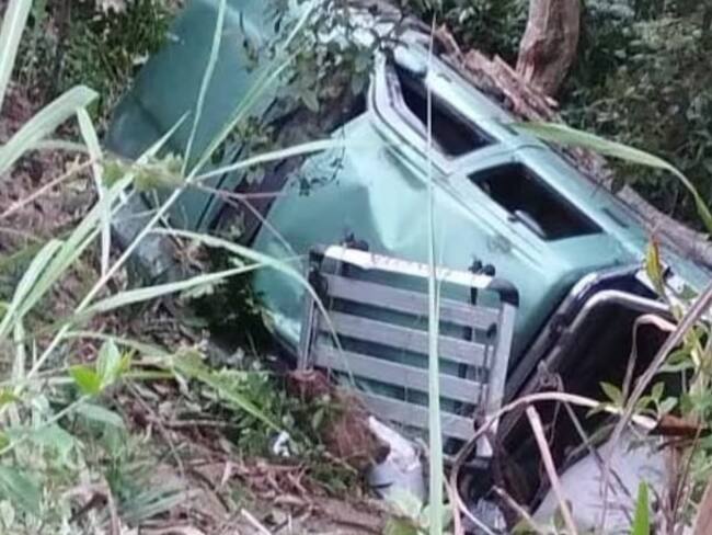 1 muerto y 8 heridos en accidente de tránsito