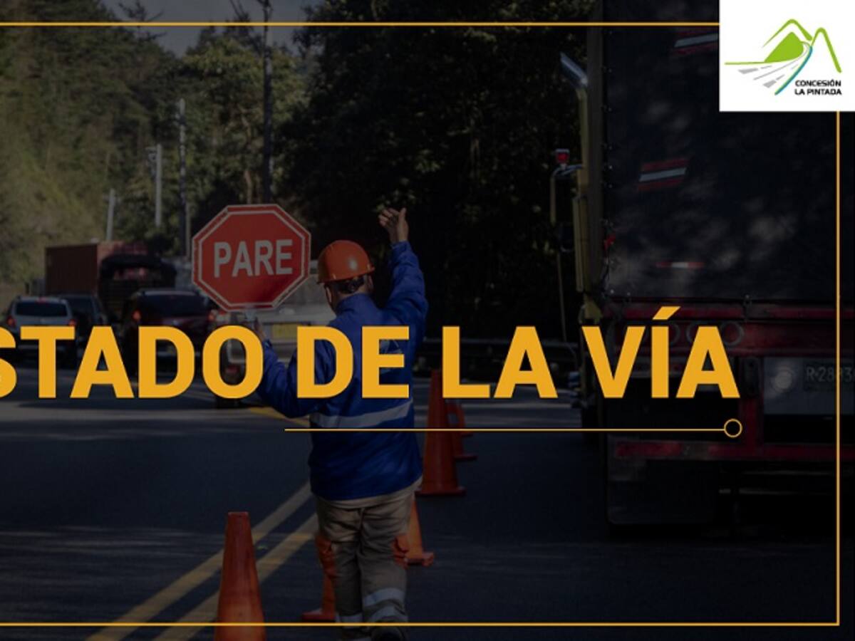 Un grupo de personas bloquen la vía Pintada Eje Cafetero como protesta contra la ANI