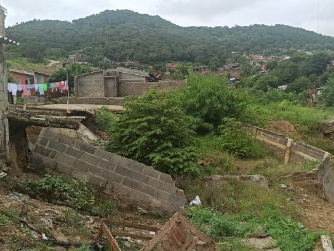 Terreno en el que se encuentran algunas viviendas en Puerto Colombia