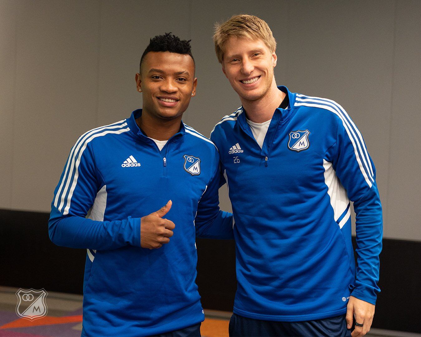 Óscar Cortés junto a Andrés Llinás en Millonarios / Twitter: @Millosfcoficial.