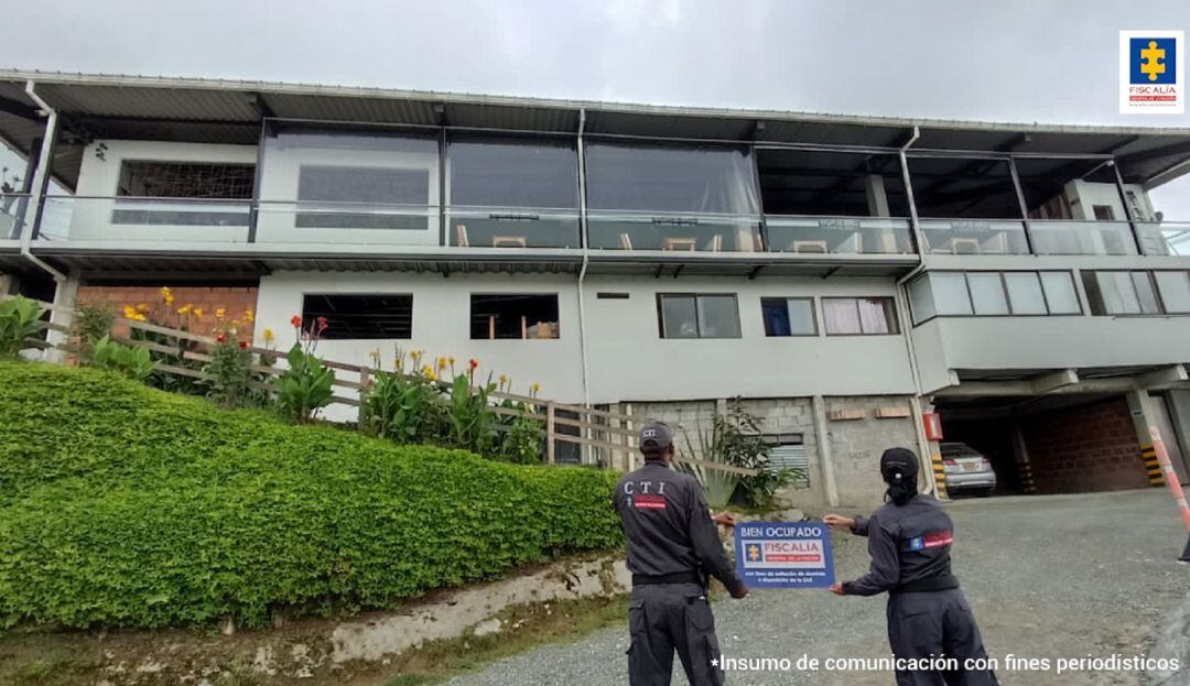 Propiedades del senador Castaño