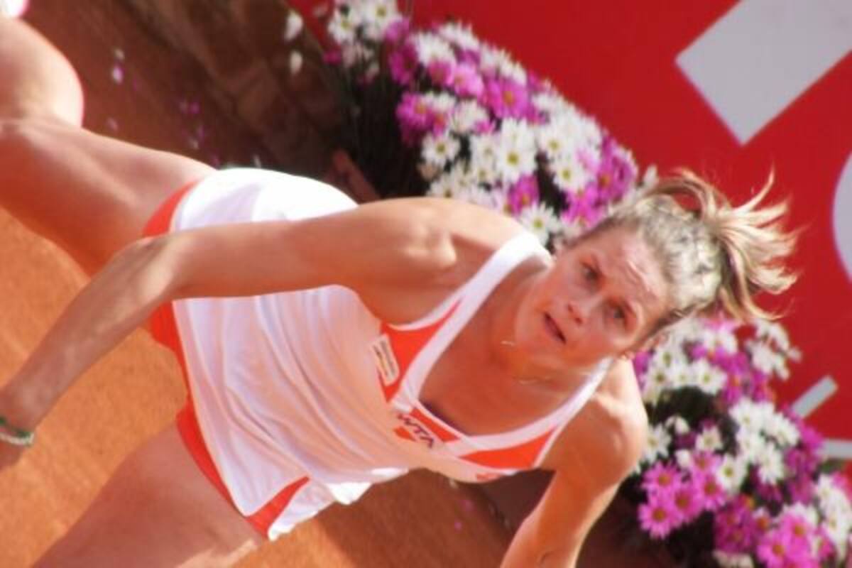 Karin Knapp