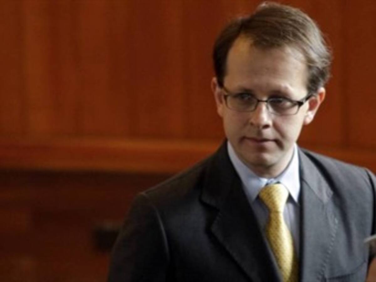 "A la Fiscalía hay que meterla en cintura": Arias