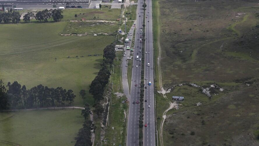 Autopista en Colombia. Foto: Colprensa