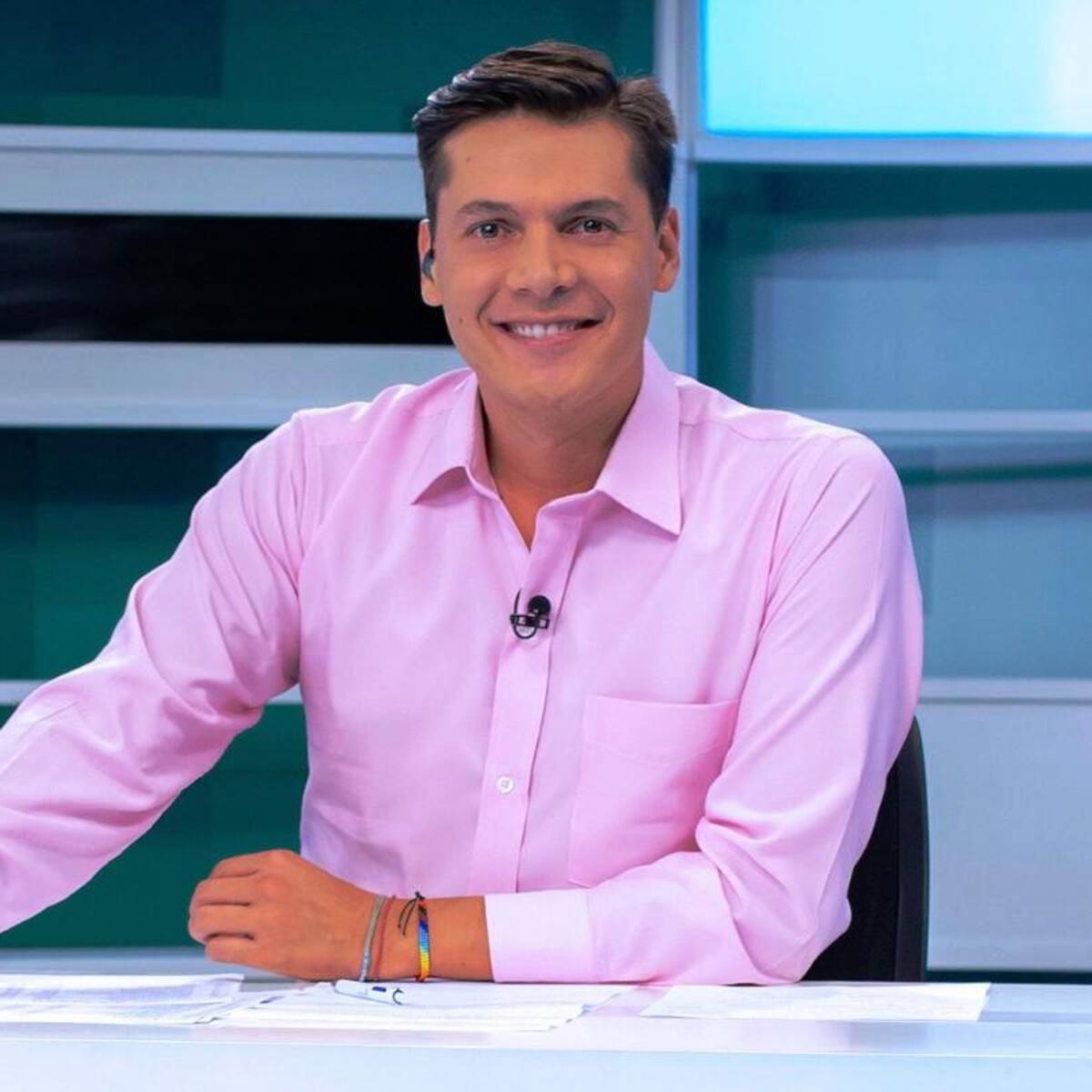 Camilo Pérez, celebra 20 años al aire como un referente del periodismo deportivo colombiano