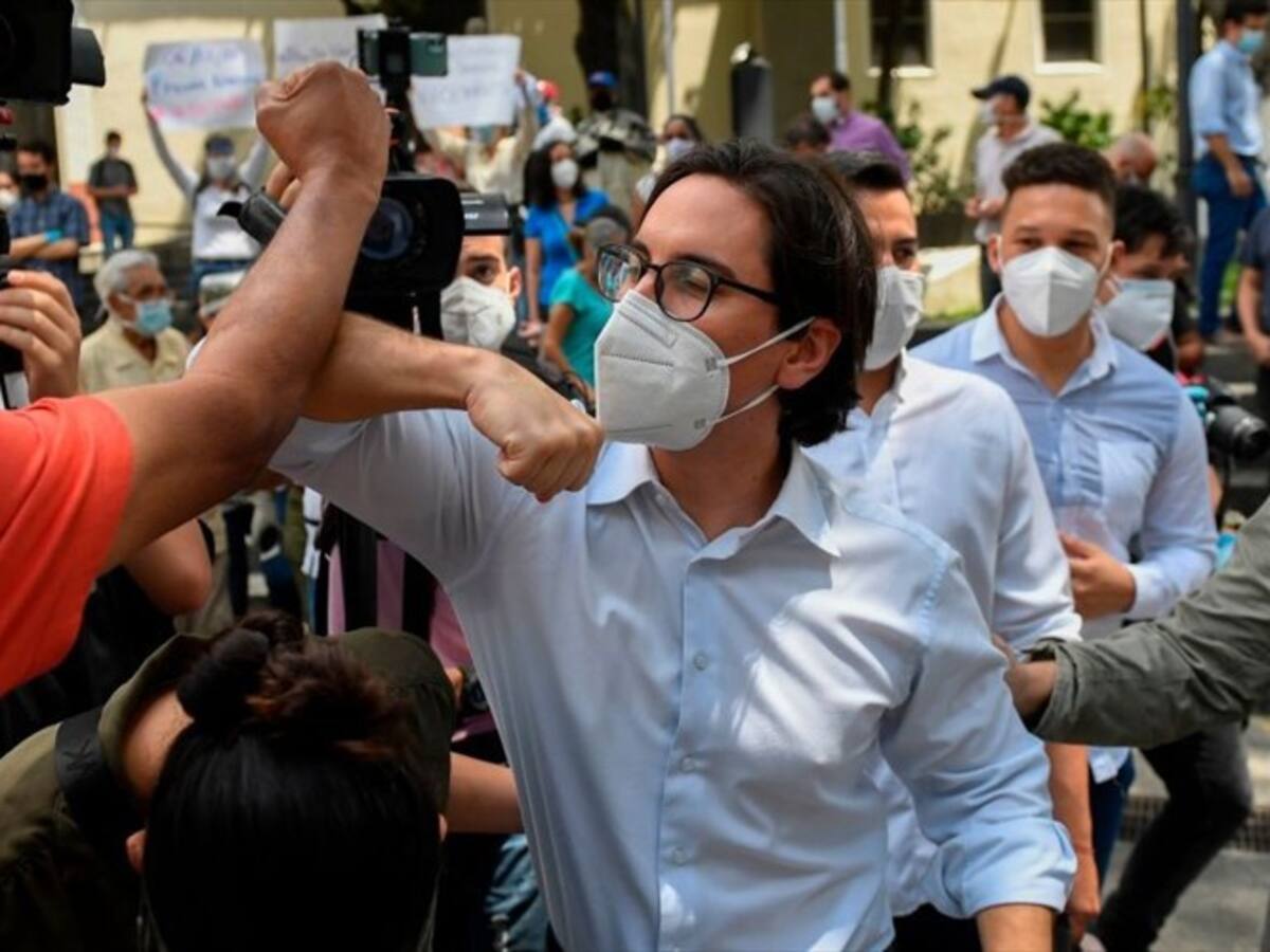 No se puede hablar de "indulto" porque no cometimos ningún delito: Freddy Guevara