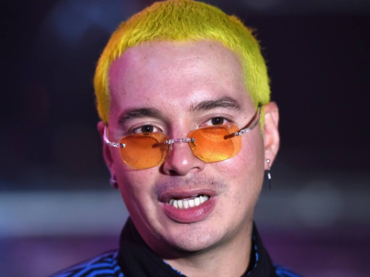 J Balvin presenta a su nueva… ¿novia?