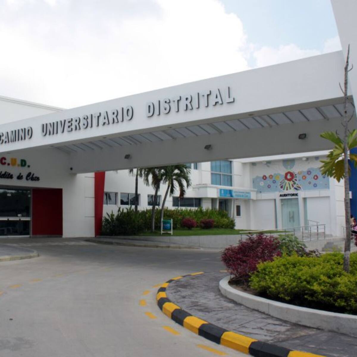 Hombre se hizo pasar como vigilante para atentar contra paciente de centro médico de Barranquilla