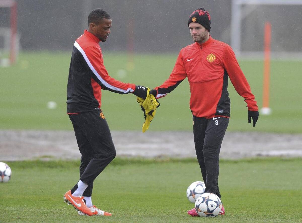 Un Manchester United sumido en una profunda crisis en la liga inglesa se enfrenta este miércoles al reto de remontar en Old Trafford ante el Olympiacos.