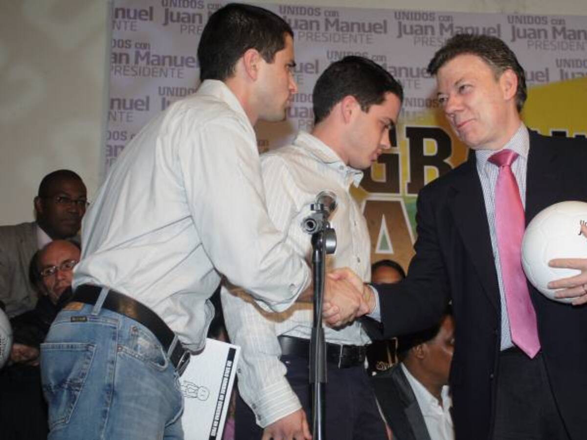 Hijos de Uribe y Santos también tomarán tinto por la paz