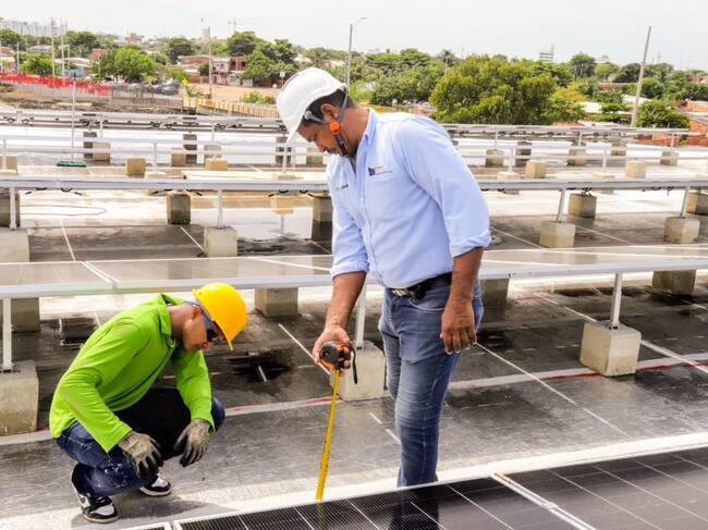 I.E. Jorge Artel, pionera en colegios públicos de Cartagena con sistema de energía solar