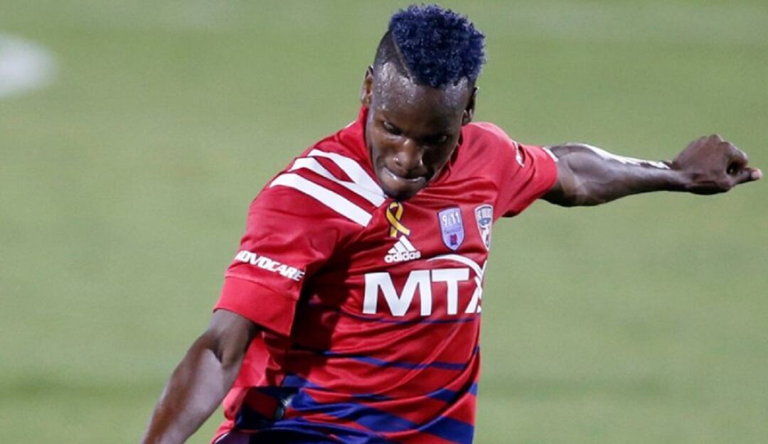 Jáder Obrian, autor de un doblete para el FC Dallas.