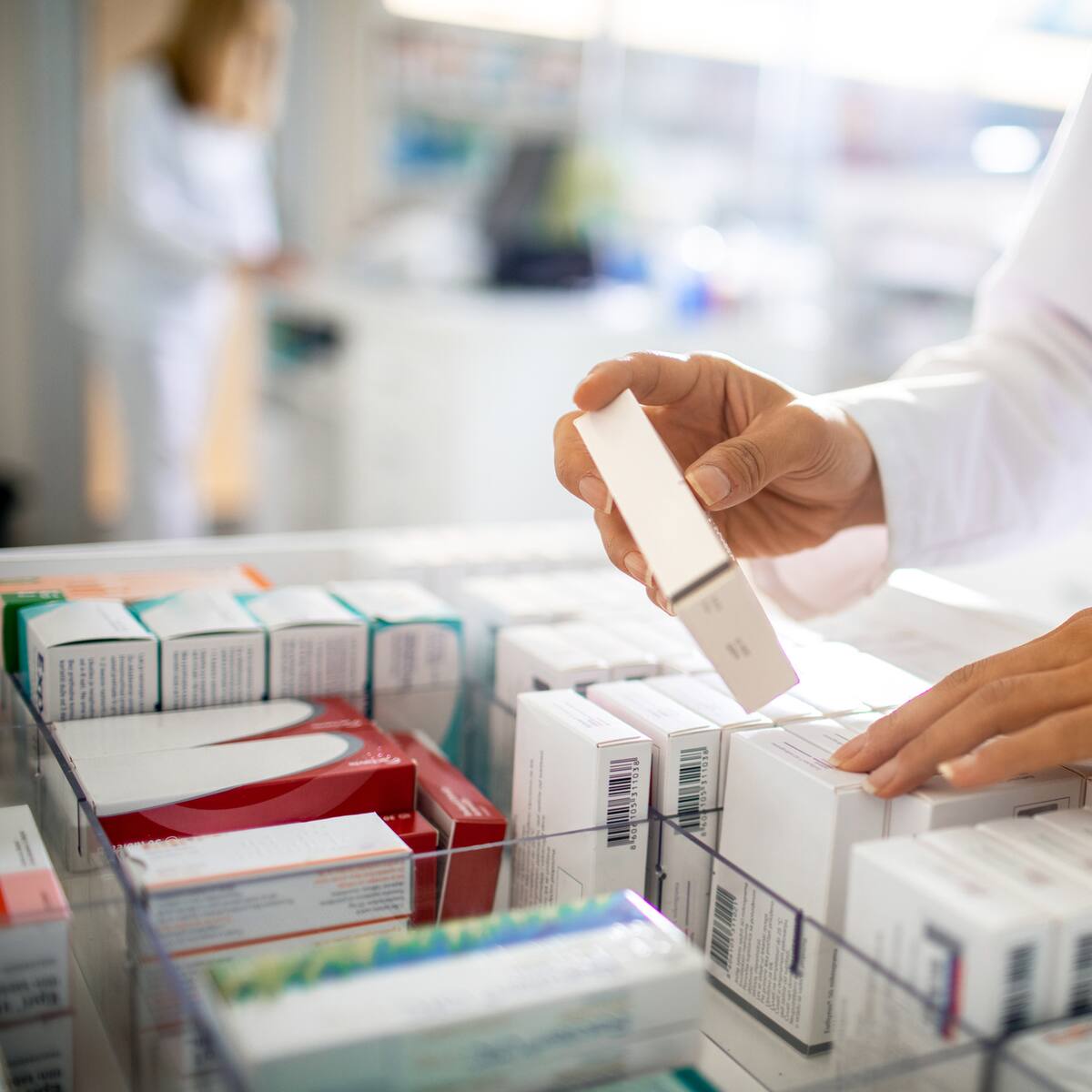 No veo cómo salir a las calles pueda facilitar diálogo: representante Farmacéuticas