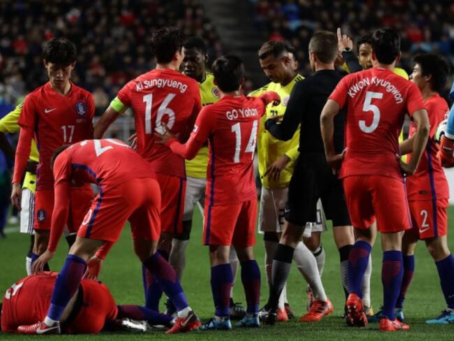 Polémico gesto de Edwin Cardona a los coreanos